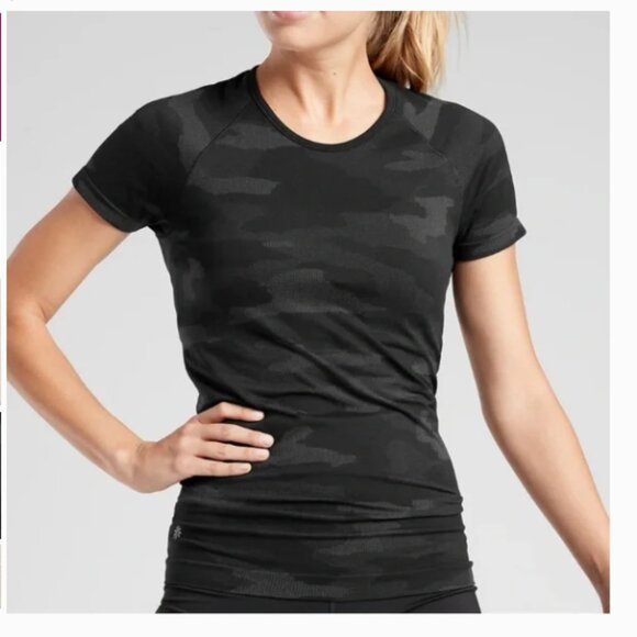 ATHLETA Speedlight Camo Tee Black Size Large - Picture 1 of 7